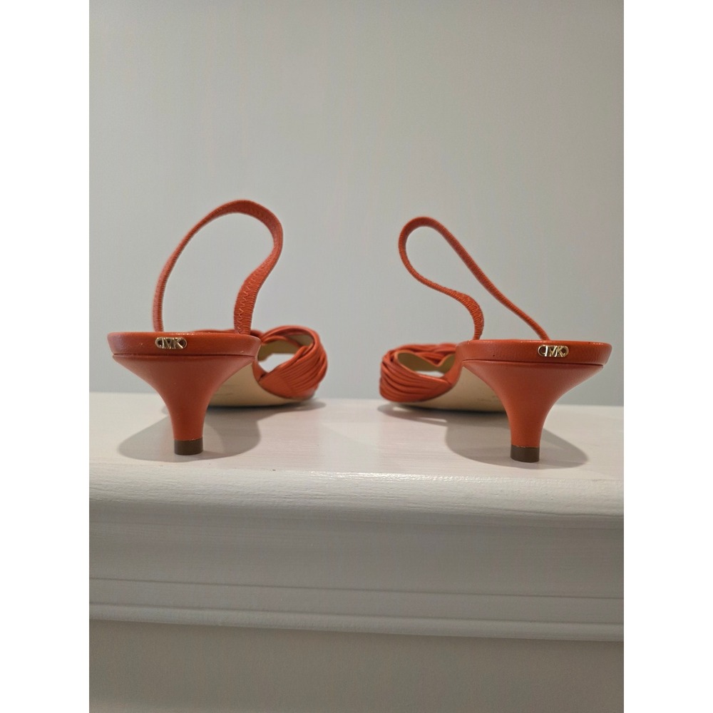 Women's sz 6 M Michael Kors Alessia Kitten Sandals Orange Leather Slingback - Picture 4 of 9